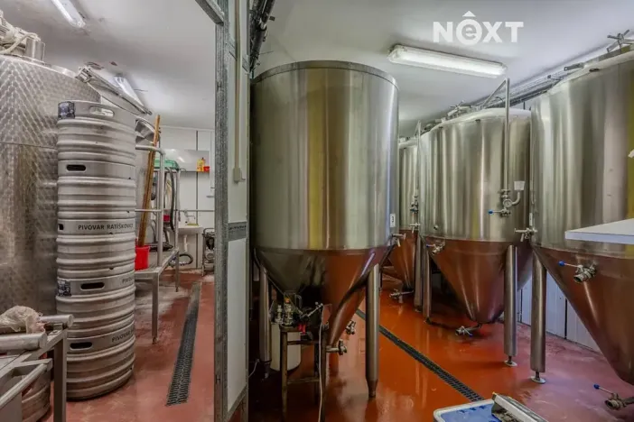 Prodej restaurace, Strážnice, Radějovská, 302 m2