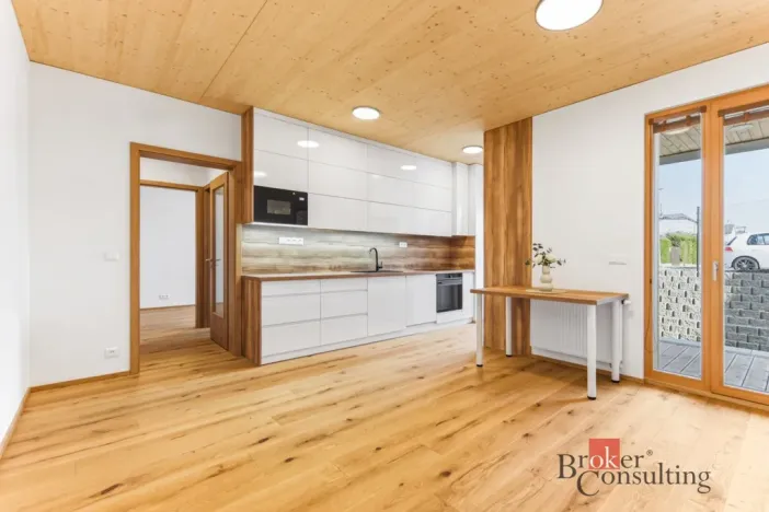 Pronájem bytu 2+kk, Pardubice - Pardubičky, Nová Tesla, 48 m2