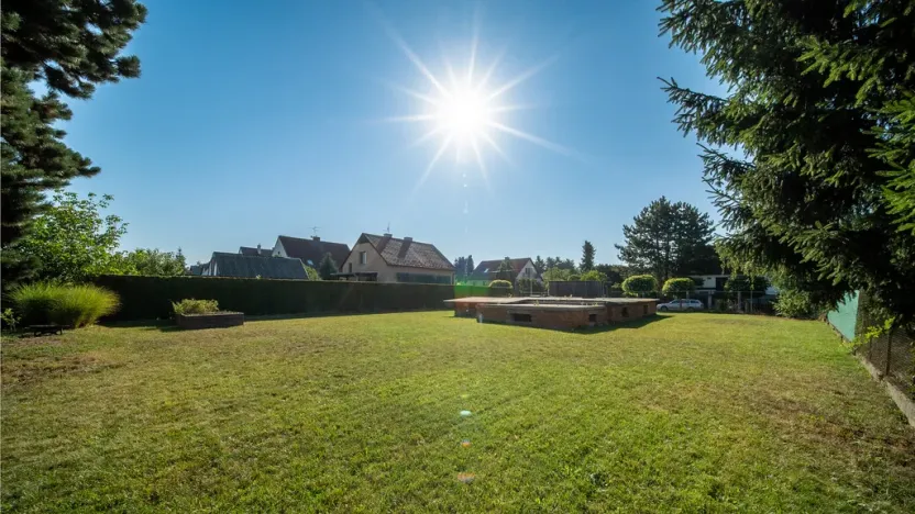 Prodej pozemku, Hradec Králové - Věkoše, Smiřická, 972 m2