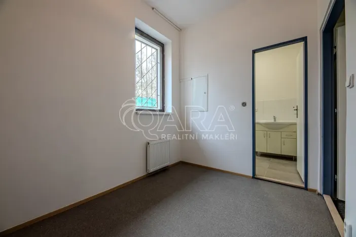 Pronájem skladu, Vestec, Vestecká, 252 m2