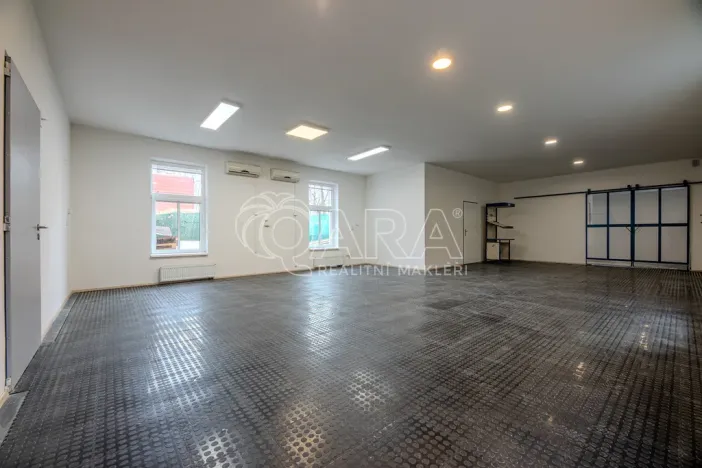 Pronájem skladu, Vestec, Vestecká, 252 m2