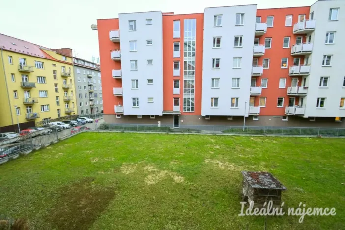Pronájem bytu 1+kk, Brno - Staré Brno, Trýbova, 34 m2