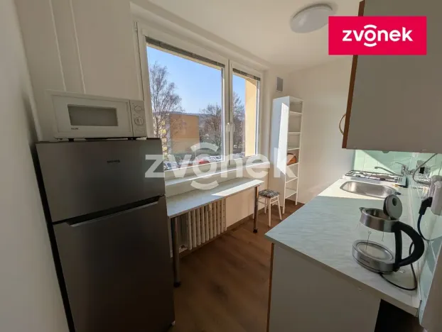 Pronájem bytu 1+1, Zlín - Příluky, Dřevnická, 35 m2