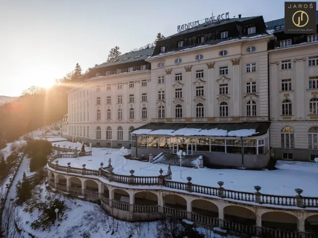 Prodej bytu 2+kk, Jáchymov, náměstí Republiky, 34 m2