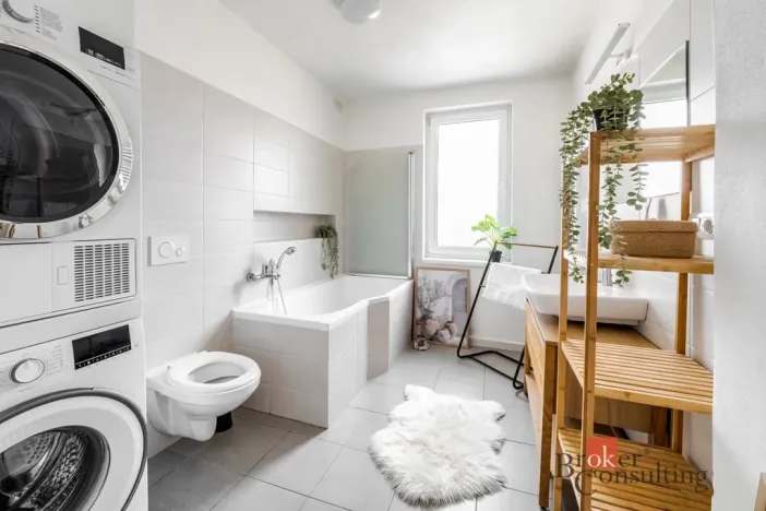 Prodej rodinného domu, Ledenice, Na Zahradách, 220 m2