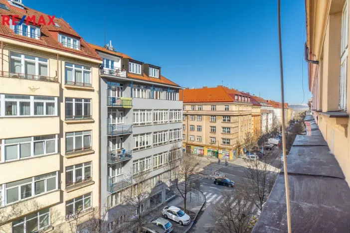 Pronájem bytu 1+1, Praha - Bubeneč, Eliášova, 55 m2
