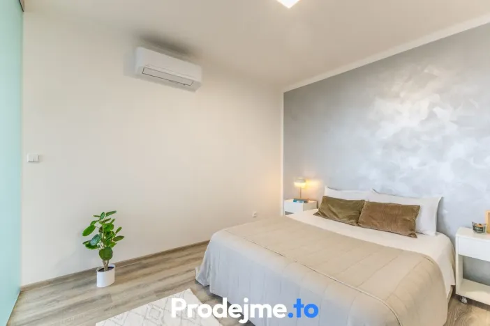 Pronájem bytu 2+kk, Znojmo, Kosmákova, 60 m2