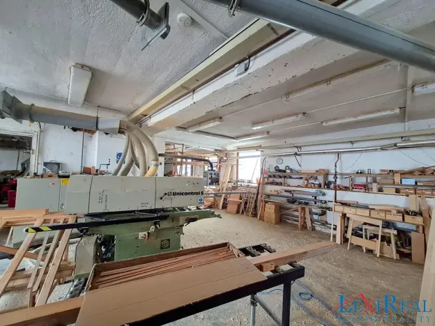 Prodej výrobních prostor, Kasejovice, 1980 m2