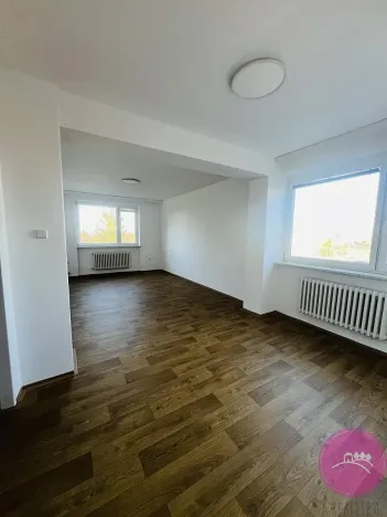 Pronájem bytu 3+1, Dolany, 98 m2