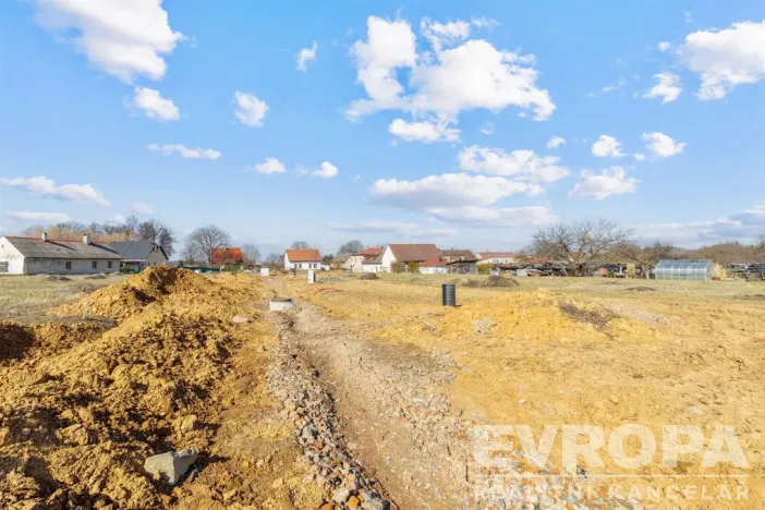 Prodej pozemku pro bydlení, Zvěstovice, 671 m2