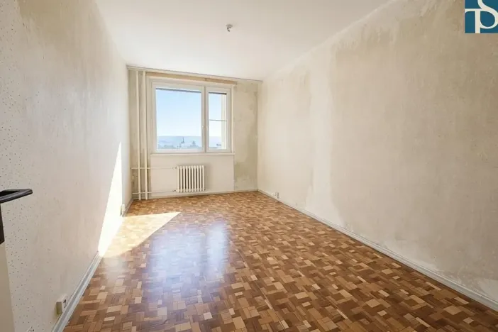 Prodej bytu 2+kk, Praha - Radotín, náměstí Osvoboditelů, 47 m2