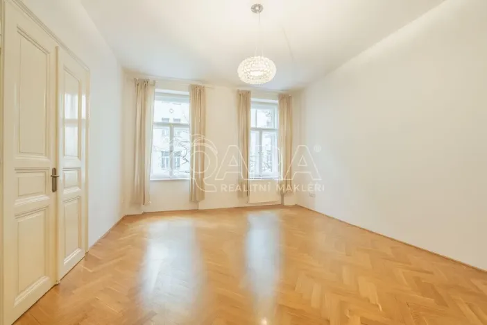 Pronájem bytu 3+1, Praha - Vinohrady, Lužická, 93 m2