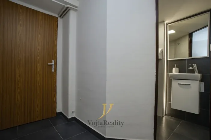 Pronájem kanceláře, Olomouc - Hodolany, Blanická, 65 m2