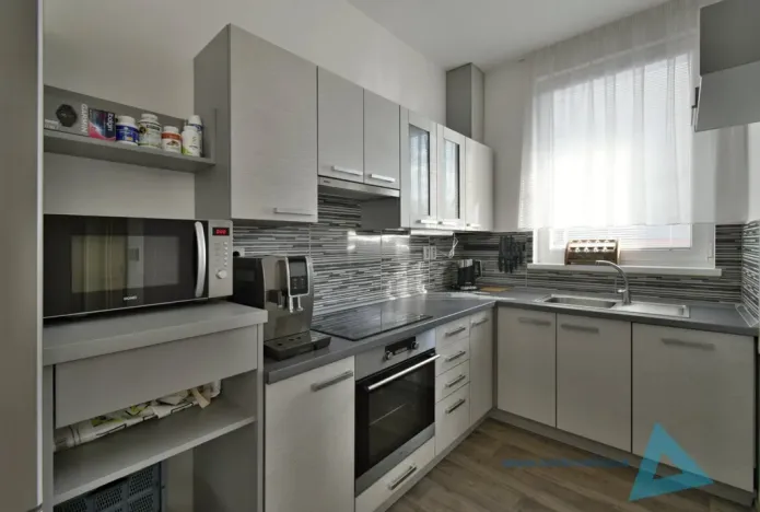 Prodej bytu 2+kk, Vrchlabí - Hořejší Vrchlabí, Horská, 39 m2