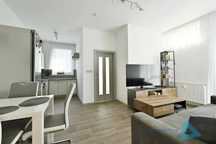 Prodej bytu 2+kk, Vrchlabí - Hořejší Vrchlabí, Horská, 39 m2