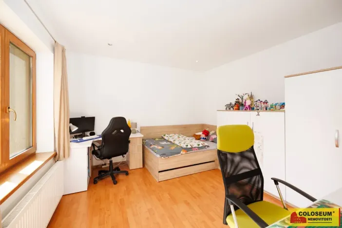 Prodej rodinného domu, Lovčičky, 239 m2