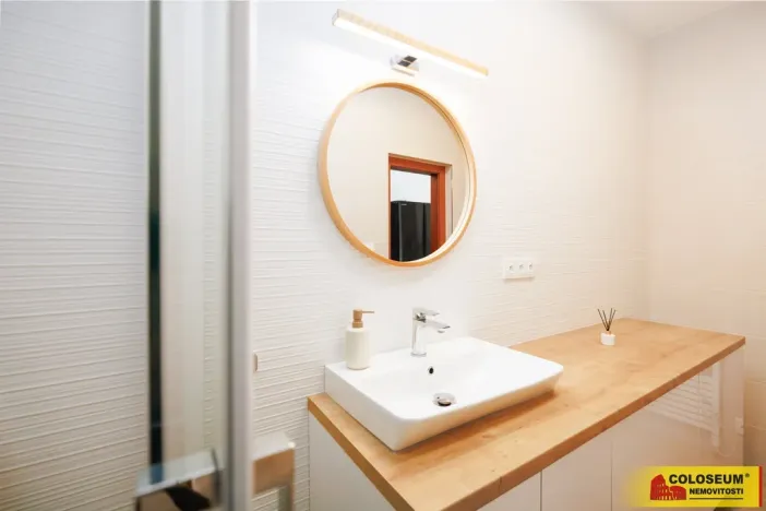 Prodej rodinného domu, Lovčičky, 239 m2