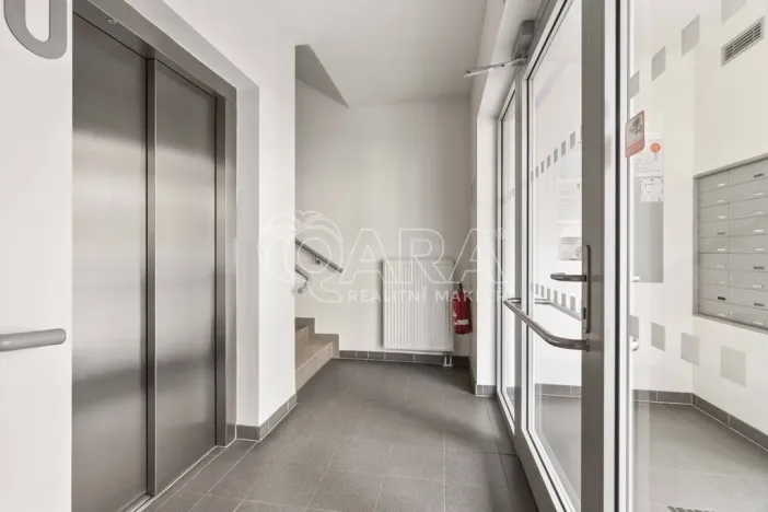 Prodej bytu 1+kk, Praha - Žižkov, Na Vackově, 38 m2