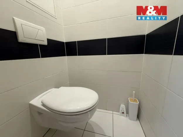 Pronájem bytu 2+1, Louny, Slovenského národního povstání, 65 m2