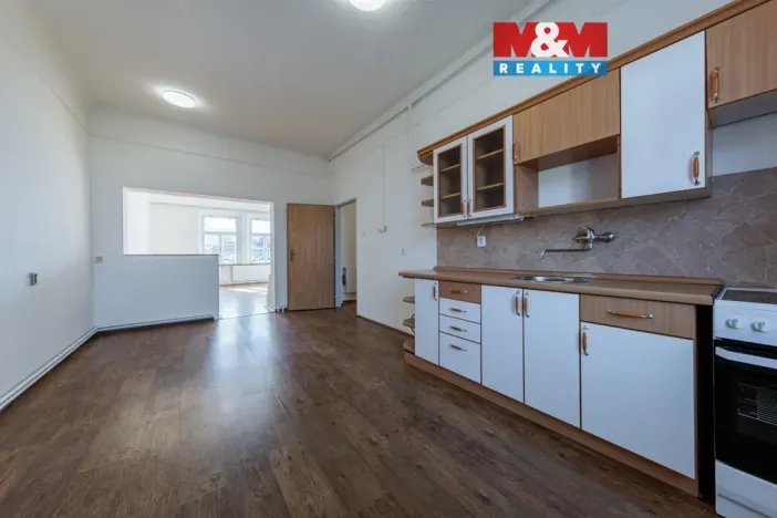 Pronájem bytu 3+1, Cheb, 26. dubna, 80 m2