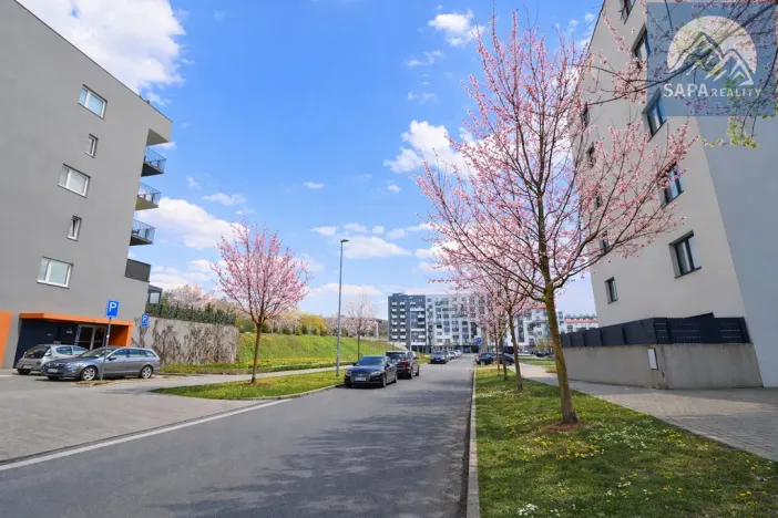 Prodej bytu 3+kk, Praha - Vysočany, Strnadových, 80 m2