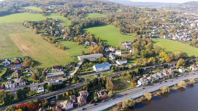 Prodej komerční nemovitosti, Děčín, Vilsnická, 900 m2
