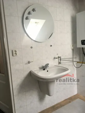 Pronájem bytu 2+kk, Opava, U Pošty, 56 m2