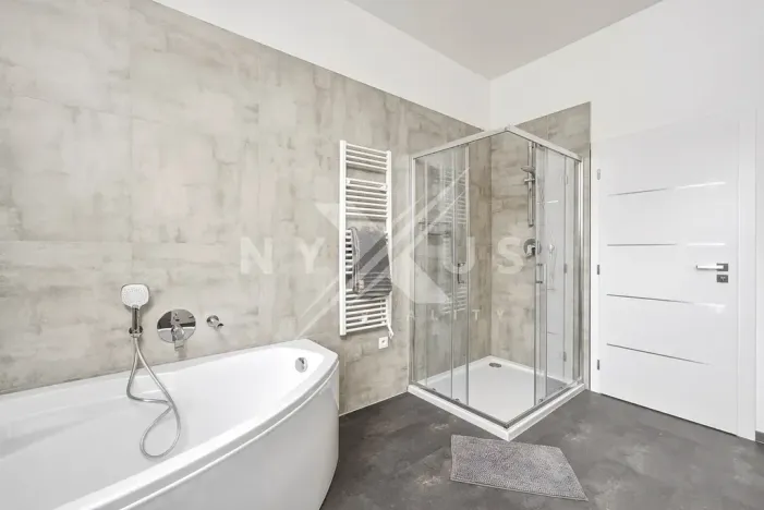 Pronájem rodinného domu, Krakovany, 145 m2