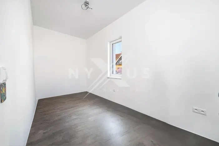 Pronájem rodinného domu, Krakovany, 145 m2