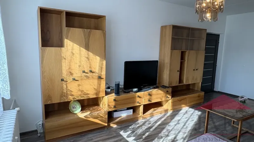 Prodej bytu 2+1, Hrádek, 58 m2