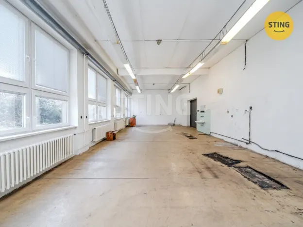 Pronájem komerční nemovitosti, Paskov, Rudé armády, 556 m2