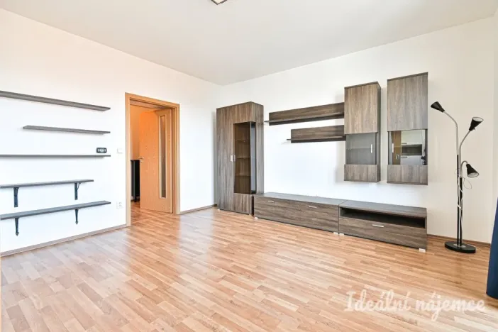 Pronájem bytu 2+1, Brno, Cacovická, 63 m2