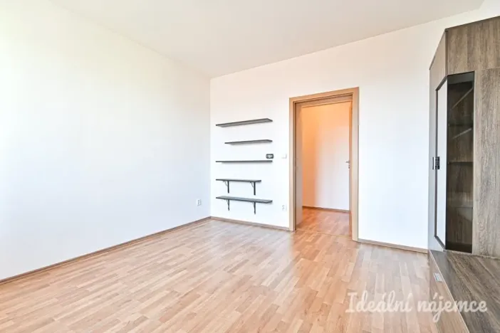 Pronájem bytu 2+1, Brno, Cacovická, 63 m2