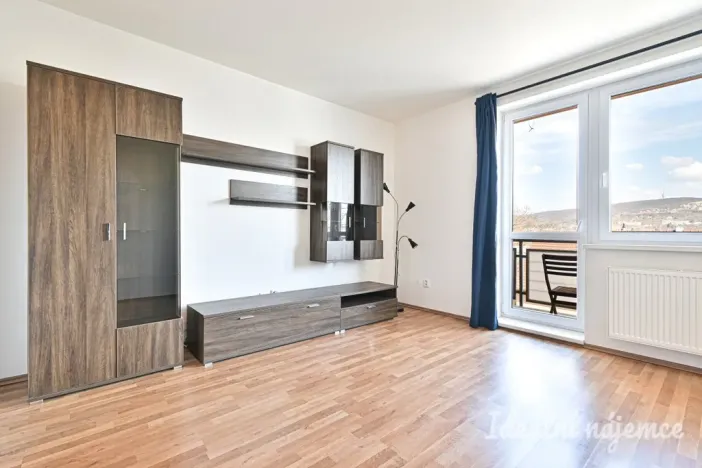 Pronájem bytu 2+1, Brno, Cacovická, 63 m2