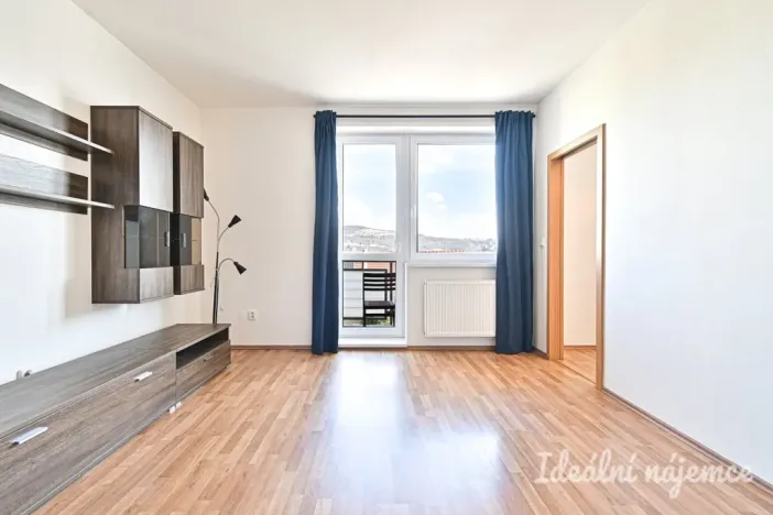 Pronájem bytu 2+1, Brno, Cacovická, 63 m2