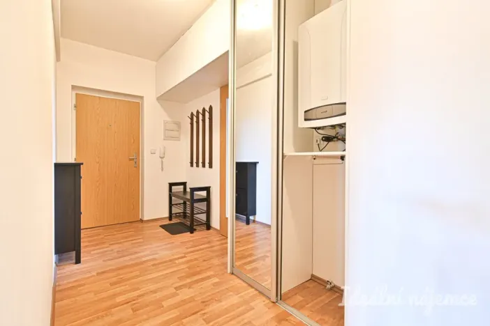 Pronájem bytu 2+1, Brno, Cacovická, 63 m2