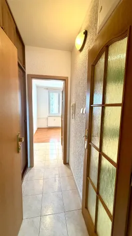 Pronájem bytu 2+kk, Cheb, Lesní, 36 m2