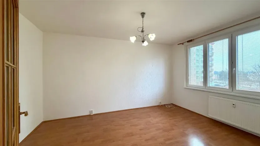 Pronájem bytu 2+kk, Cheb, Lesní, 36 m2