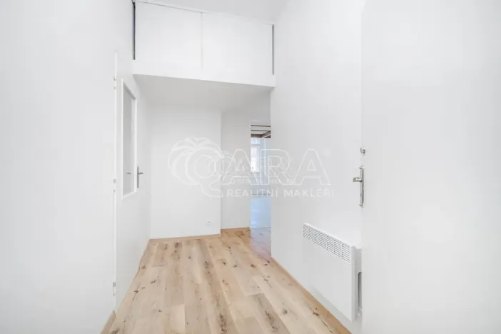Pronájem bytu 3+1, Praha, Dalimilova, 82 m2