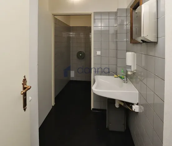 Pronájem obchodního prostoru, Praha, Plaská, 86 m2