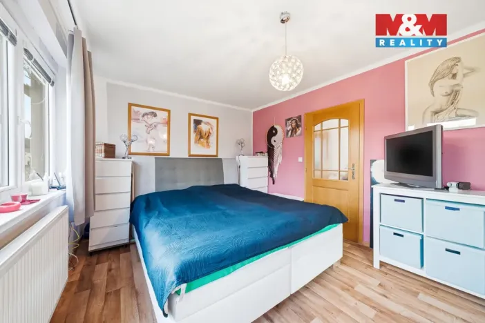 Prodej rodinného domu, Dolní Čermná, 220 m2