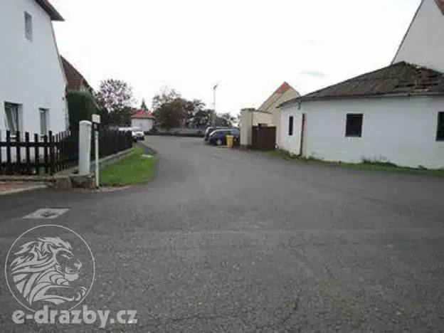 Dražba pozemku, Žatec, 264996 m2