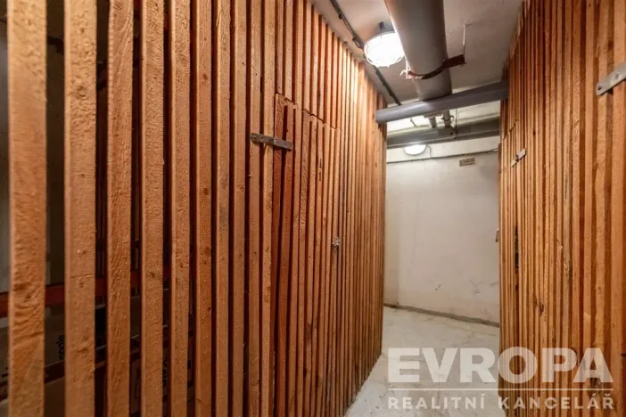 Prodej bytu 3+1, Praha - Hlubočepy, Voskovcova, 77 m2