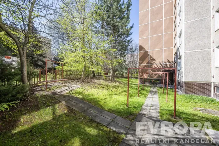 Prodej bytu 3+1, Praha - Hlubočepy, Voskovcova, 77 m2