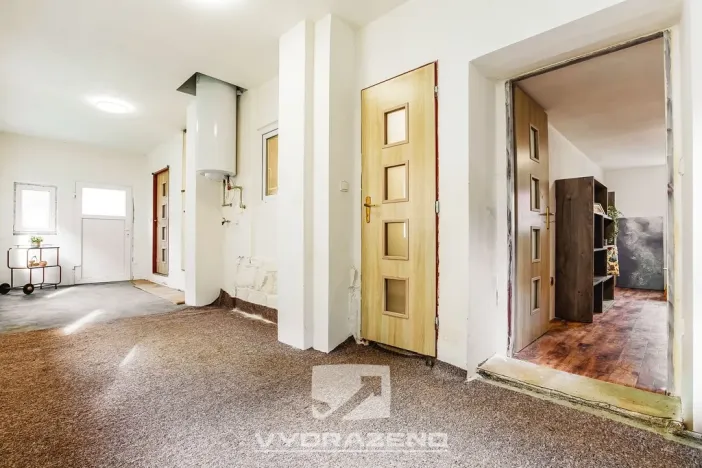 Prodej rodinného domu, Černov, 242 m2