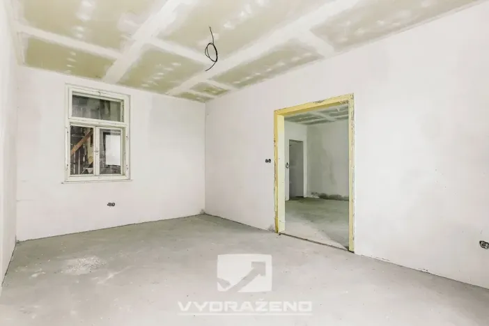 Prodej rodinného domu, Černov, 242 m2