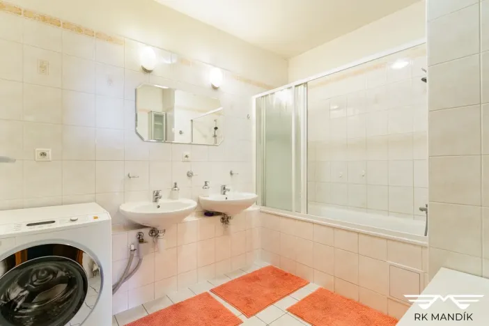 Pronájem bytu 4+kk, Praha - Letňany, Bechlínská, 82 m2