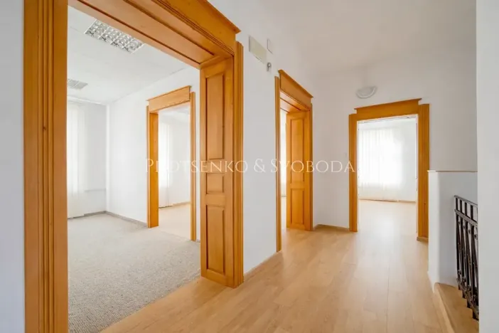 Prodej kanceláře, Mělník, Českolipská, 418 m2