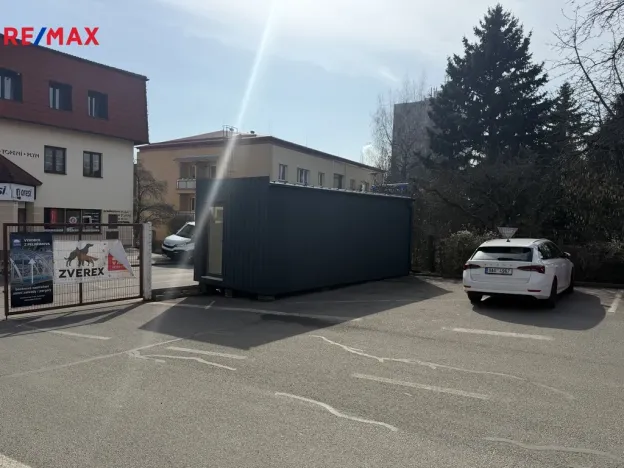 Pronájem obchodního prostoru, Pelhřimov, Krasíkovická, 20 m2