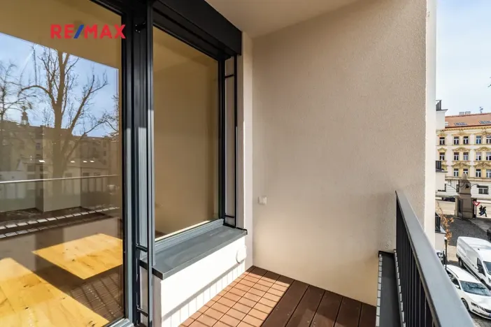 Pronájem bytu 1+kk, Praha - Nusle, Muzikova, 34 m2